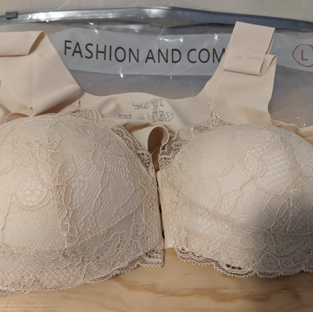 Lily bra front close - Picture 3 of 6